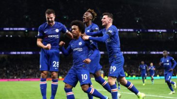 Liderado por Willian, Chelsea reagiu na hora certa e venceu o Tottenham