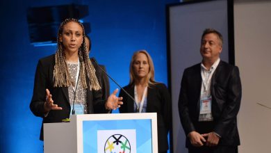 Em meio a uma crise e renúncia, medalhista olímpica é nomeada presidente interina da Canada Soccer