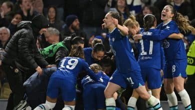 Quando tudo parecia perdido, Chelsea teve um p&ecirc;nalti no &uacute;ltimo segundo e eliminou o Lyon