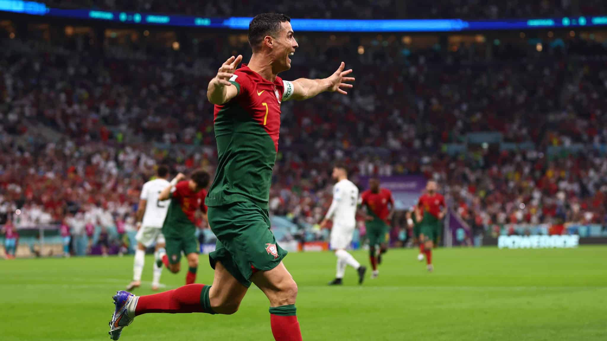 Roberto Mart&iacute;nez convoca Cristiano Ronaldo aos 38 anos: &ldquo;&Eacute; um jogador muito comprometido&rdquo;