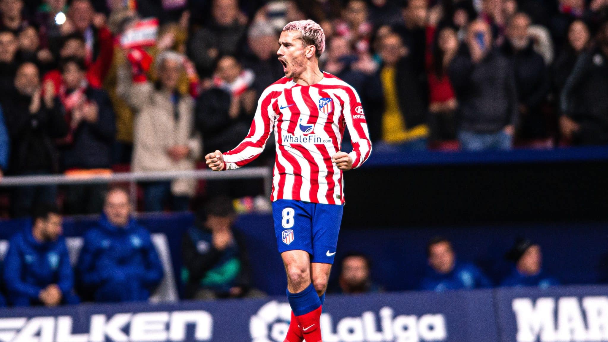 Griezmann brilhou mais uma vez na terceira vit&oacute;ria seguida do Atl&eacute;tico de Madrid sobre o Valencia