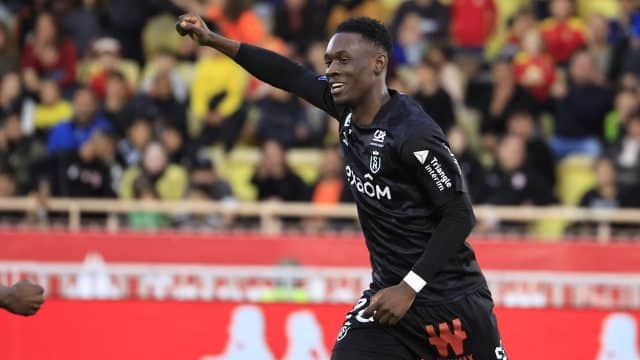 Messi e Mbapp&eacute; resolvem a parada, e Reims alcan&ccedil;a um turno de invencibilidade para deixar o Monaco em crise