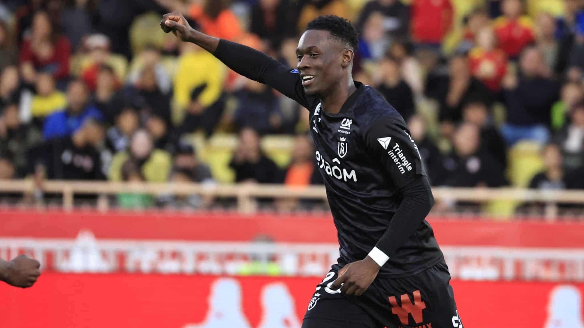 Messi e Mbapp&eacute; resolvem a parada, e Reims alcan&ccedil;a um turno de invencibilidade para deixar o Monaco em crise