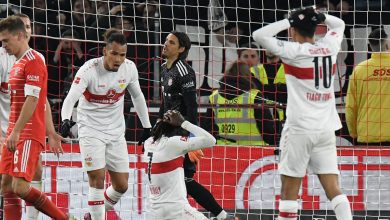 Bayern levou um susto do Stuttgart no fim, mas venceu e voltou a empatar em pontos com o Dortmund