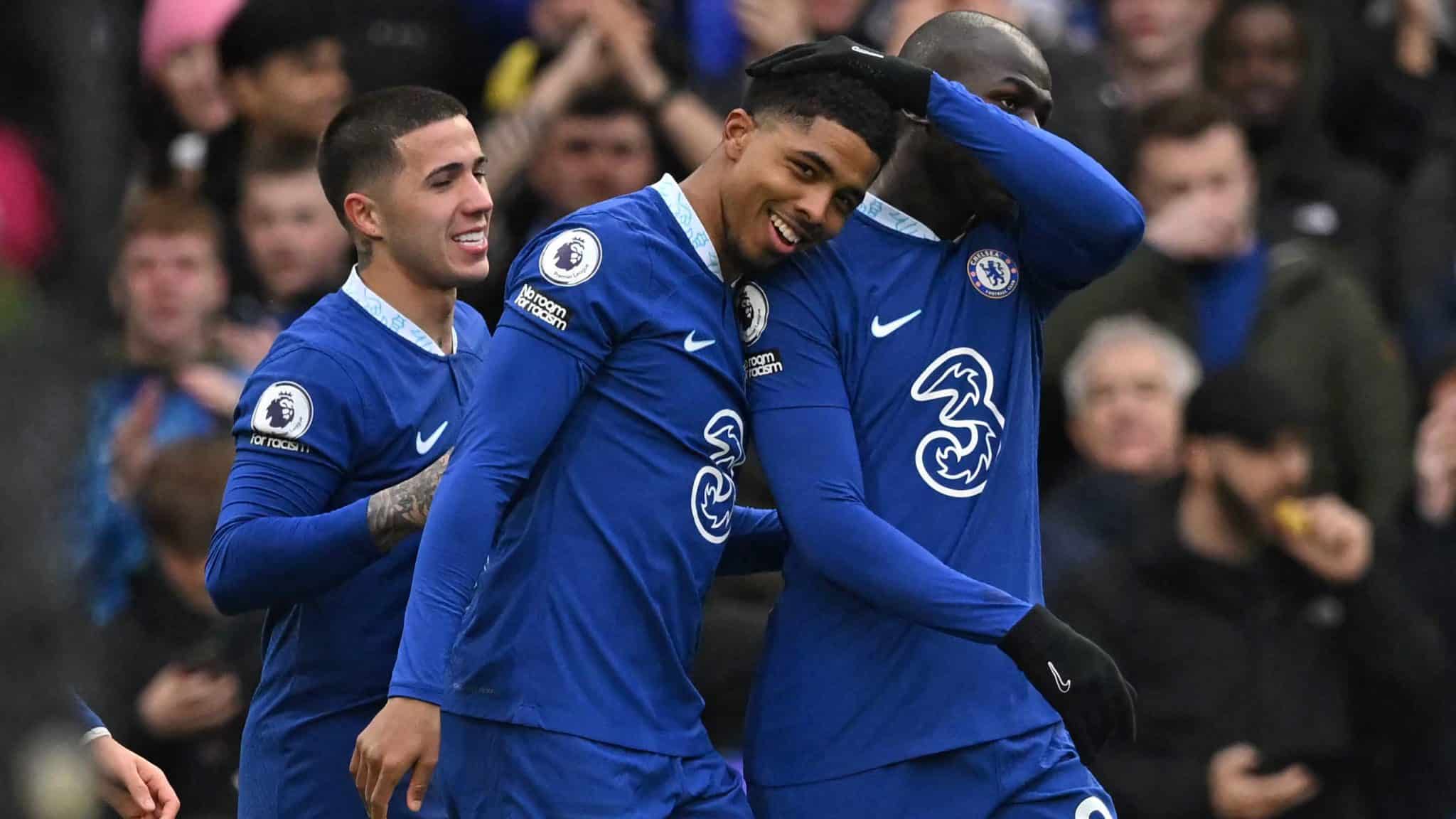 N&atilde;o foi bonito, mas o Chelsea conseguiu o mais importante e venceu o Leeds