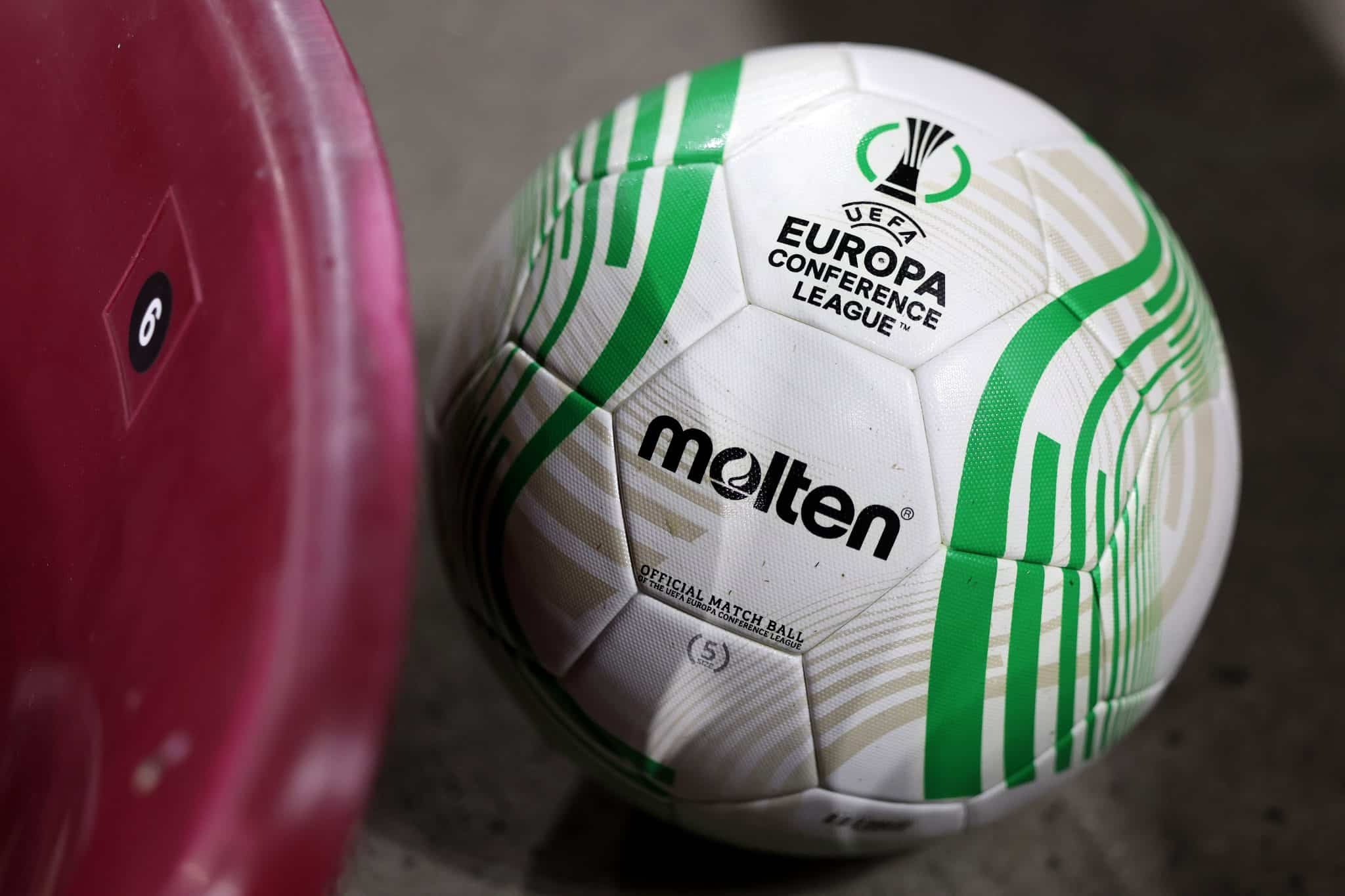 Confronto a confronto, um mini-guia das oitavas de final da Conference League