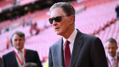 John Henry reafirma &ldquo;compromisso de longo prazo&rdquo; com o Liverpool e descarta investimentos irrespons&aacute;veis