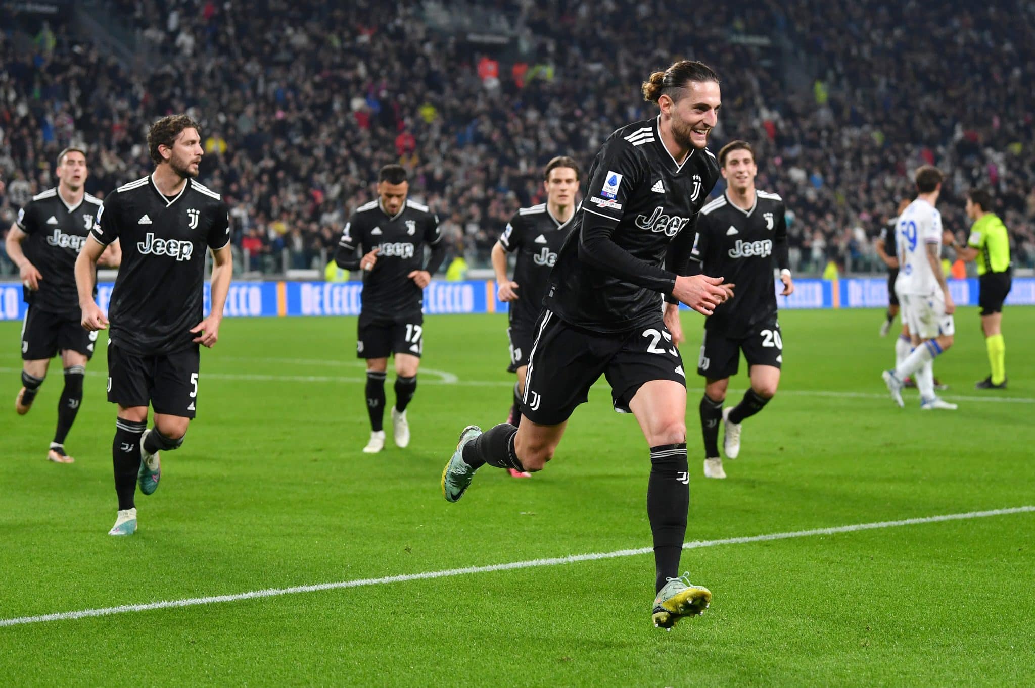 A Juventus brincou com o perigo e at&eacute; ouviu vaias, mas terminou com o triunfo sobre a Samp