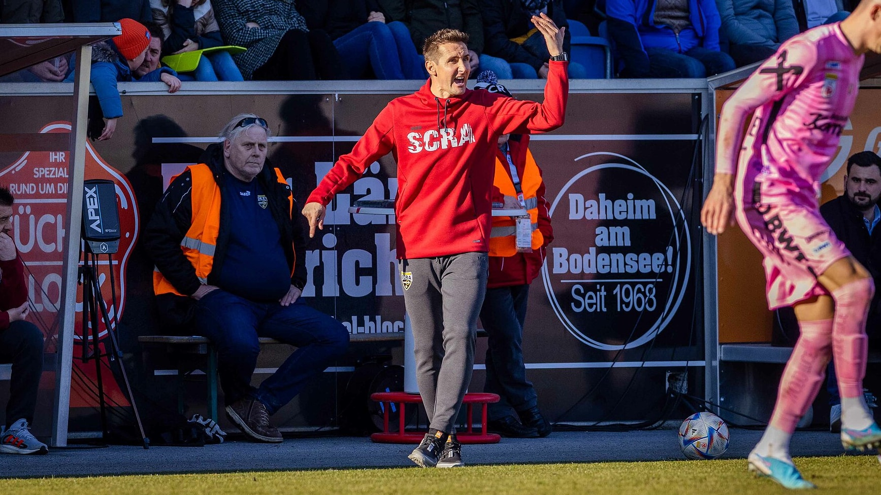 Em &uacute;ltimo lugar, Miroslav Klose &eacute; demitido do Altach e encerra sua primeira experi&ecirc;ncia como t&eacute;cnico