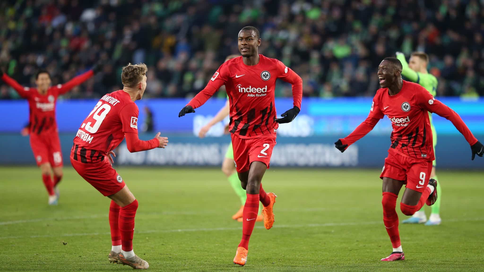 Kolo Muani marcou e Ndicka fez um gola&ccedil;o, mas Frankfurt parece estar perdendo f&ocirc;lego