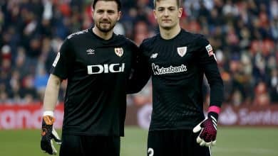 Todos os goleiros de La Liga vestiram uniformes pretos para celebrar os 80 anos de Iribar, lenda do Athletic Bilbao e da sele&ccedil;&atilde;o