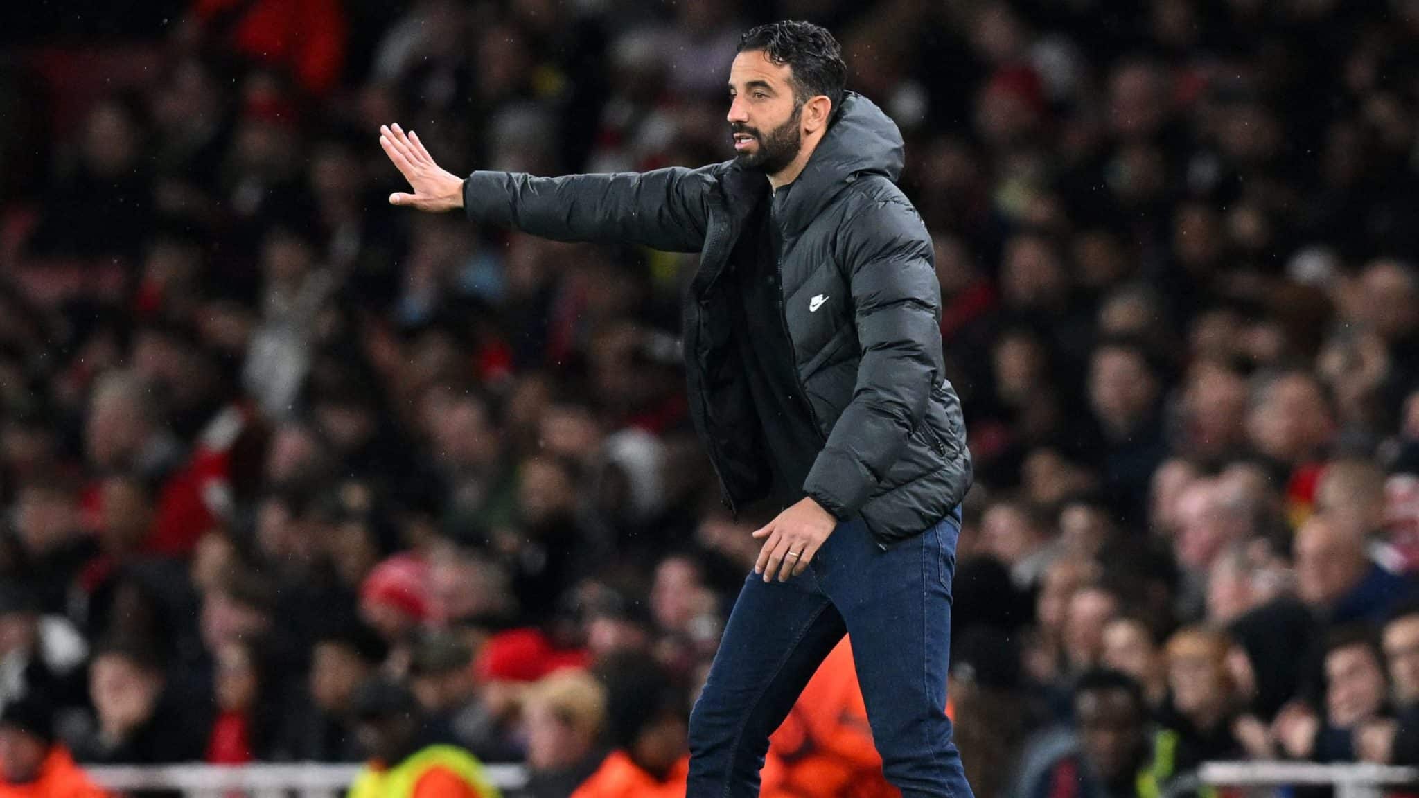 R&uacute;ben Amorim: &ldquo;Mourinho j&aacute; me mandou mensagem dizendo que o velho e o novo est&atilde;o na pr&oacute;xima fase&rdquo;