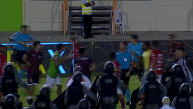 O que vinha sendo uma grande noite de Copa do Brasil terminou em caos no Sergipe 1&times;1 Botafogo
