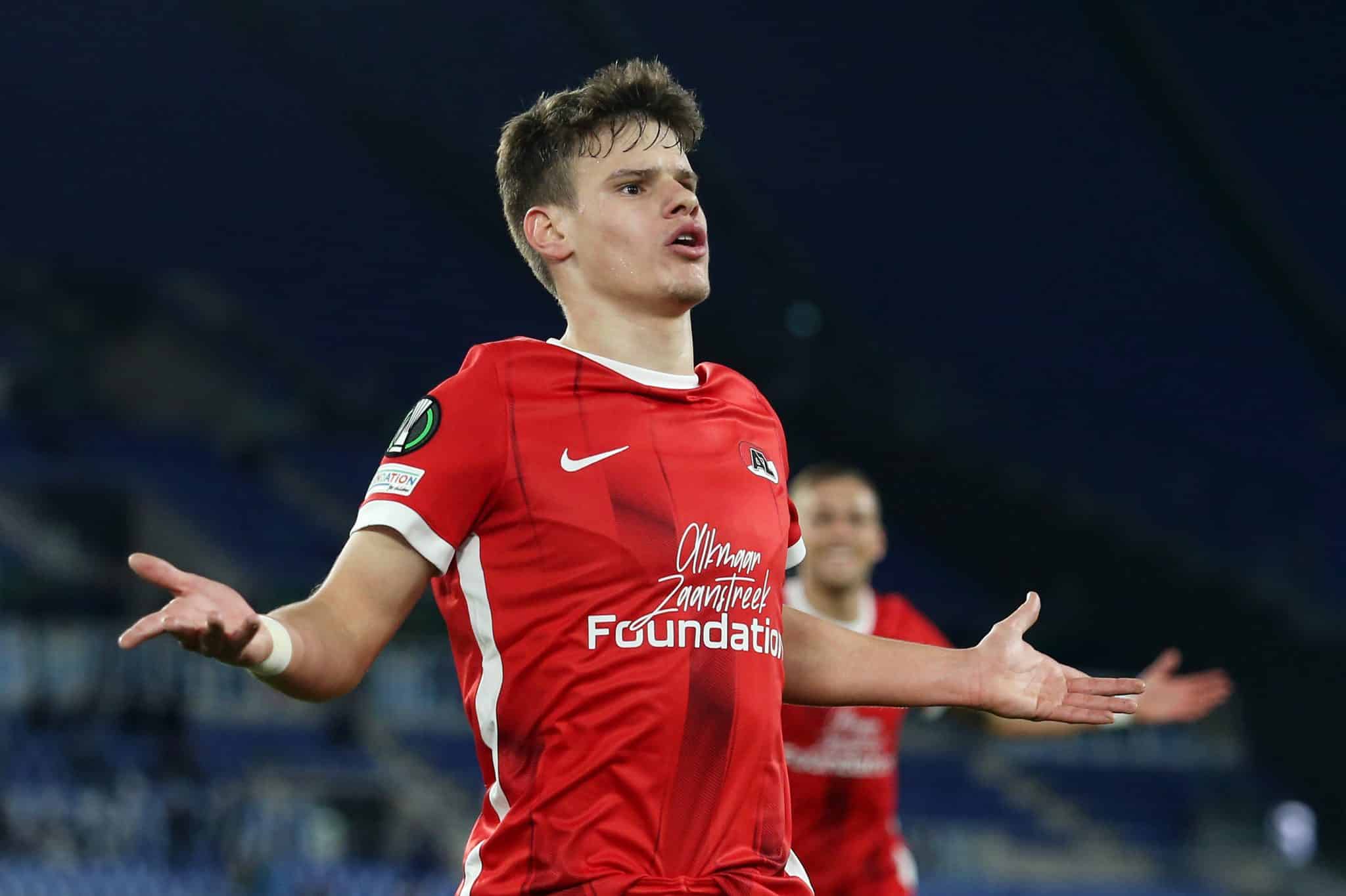 O AZ volta da It&aacute;lia com um baita resultado, ao buscar a virada contra a Lazio pela Conference