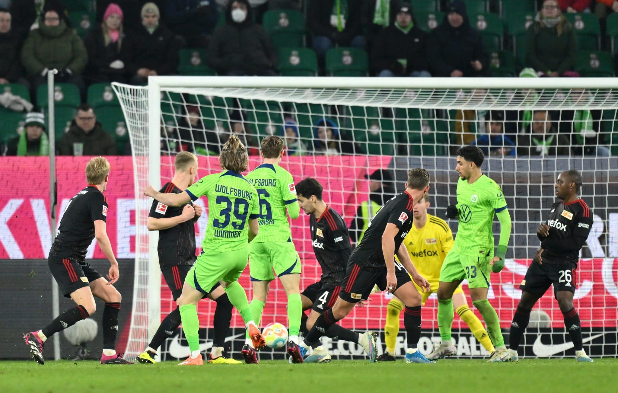 O Union Berlim cede o empate ao Wolfsburg e o G-4 da Bundesliga se embola, com o Freiburg no encal&ccedil;o