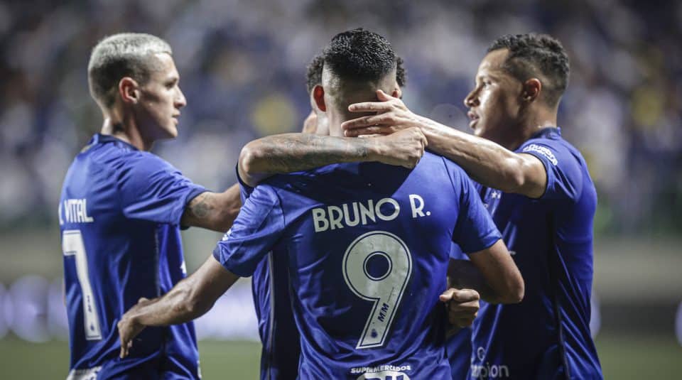 Athletico-PR, Cruzeiro e São Paulo passaram com aperto, mas evitaram as surpresas na Copa do Brasil