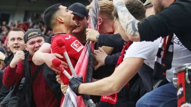 Leverkusen ganha mais uma, tira dist&acirc;ncia para o RB Leipzig e est&aacute; bem vivo na briga por vaga na Champions