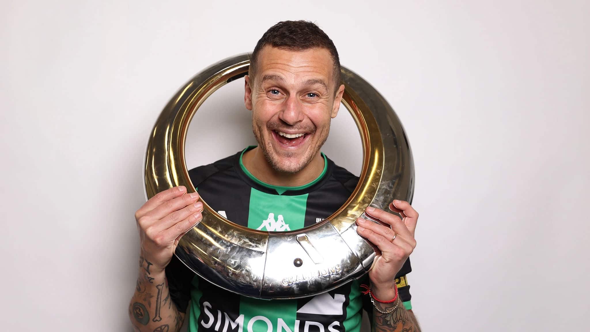 Atuando na Austr&aacute;lia, Alessandro Diamanti anuncia aposentadoria aos 39 anos ao final da temporada