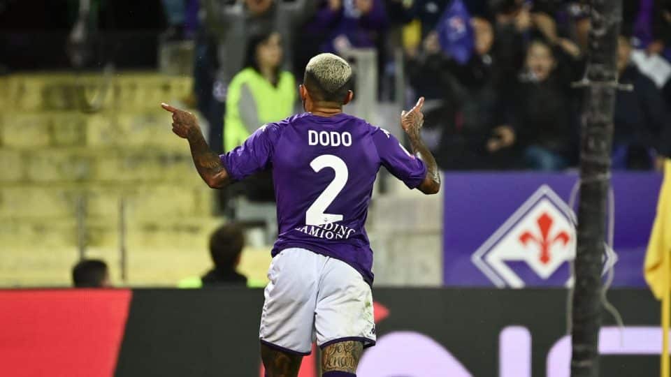 Fiorentina administra vantagem contra a Cremonese e vai decidir a Copa da Itália contra a Inter