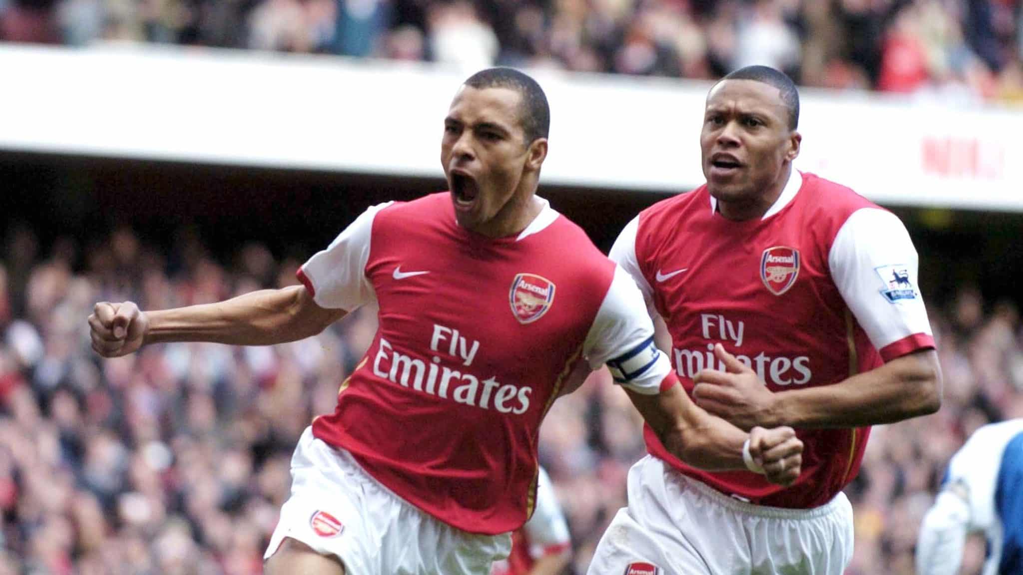 Gilberto Silva est&aacute; confiante no Arsenal para conquistar a Premier League e d&aacute; conselho: &ldquo;Pensem jogo a jogo&rdquo;