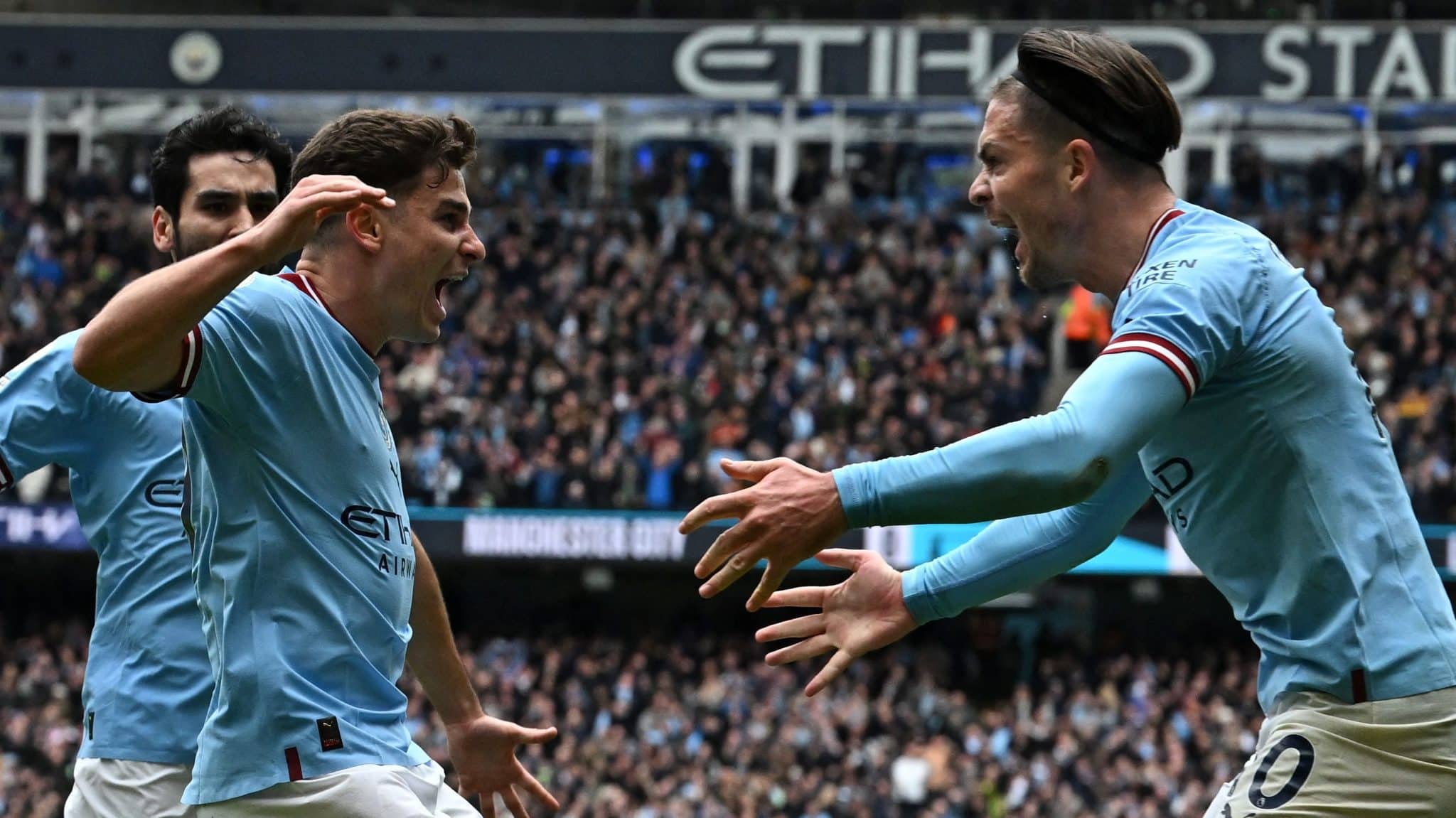 Grealish confirma grande fase em atua&ccedil;&atilde;o exuberante contra o Liverpool