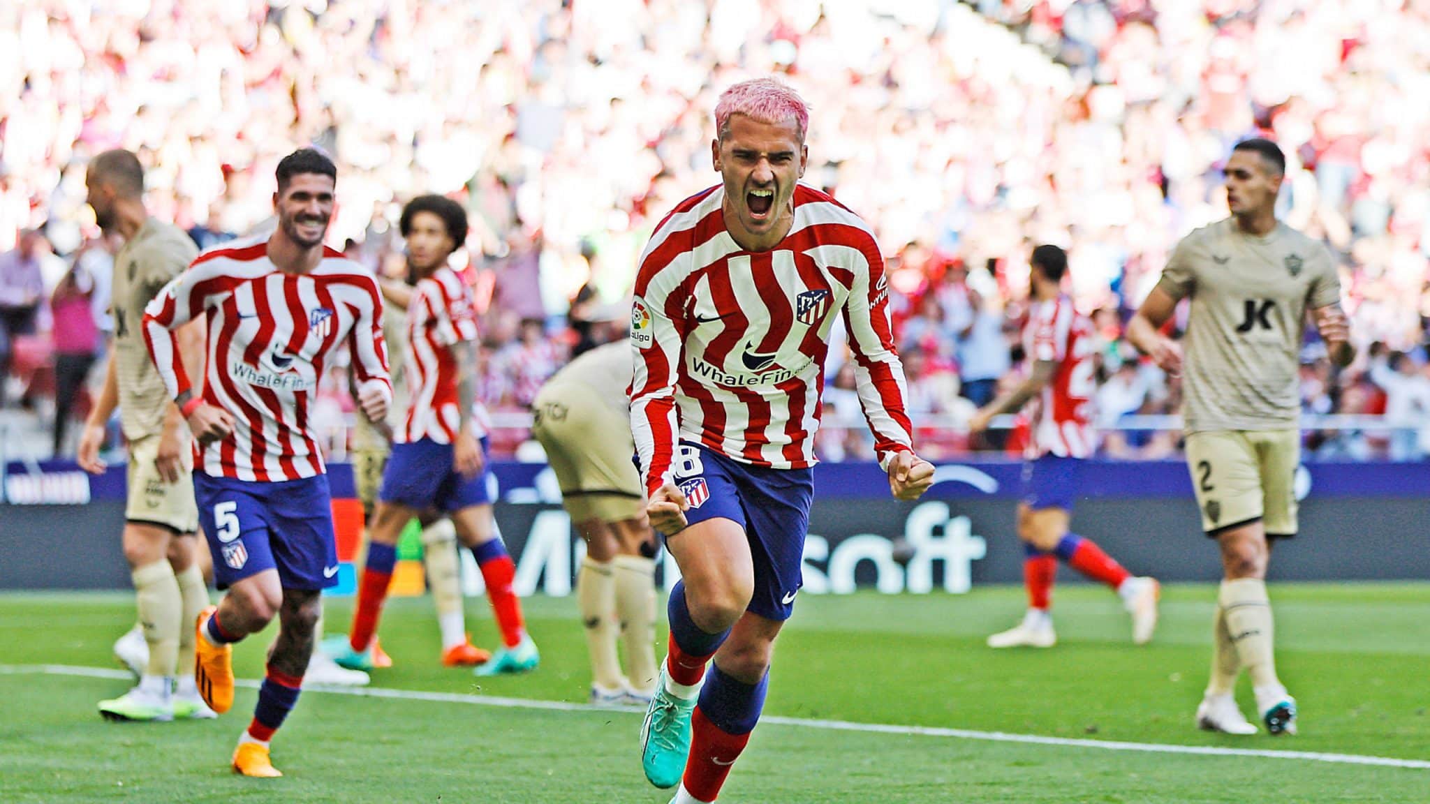 Adivinha quem brilhou pelo Atl&eacute;tico de Madrid de novo? Griezmann, que fez dois gols na vit&oacute;ria sobre o Almer&iacute;a