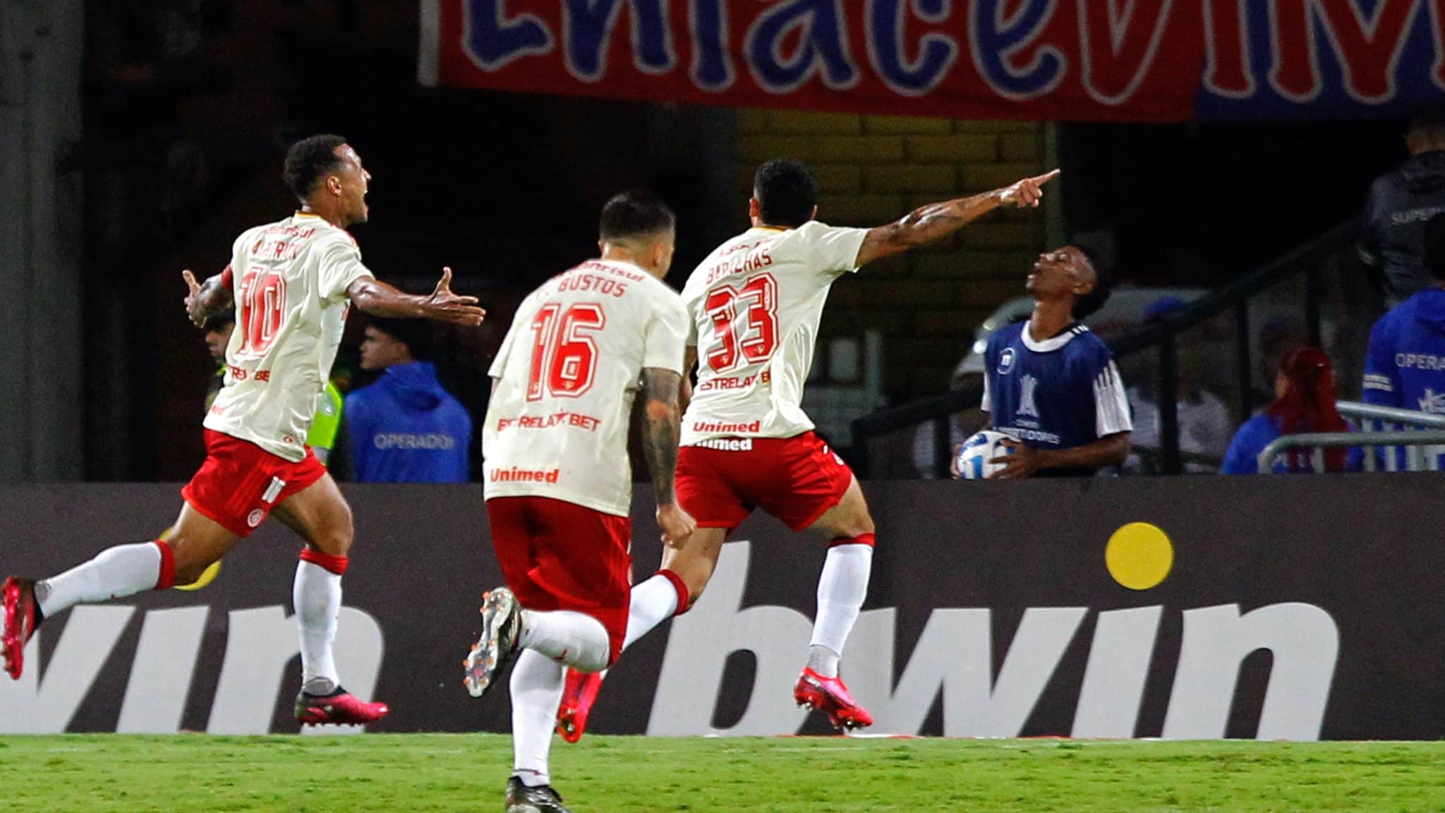 Com a ra&ccedil;a de Lucca, Internacional correu atr&aacute;s do empate fora de casa com o Independiente Medell&iacute;n