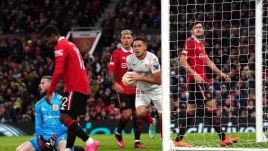 Empurrado pela torcida, Sevilla honrou sua hist&oacute;ria na Liga Europa e despachou o Manchester United