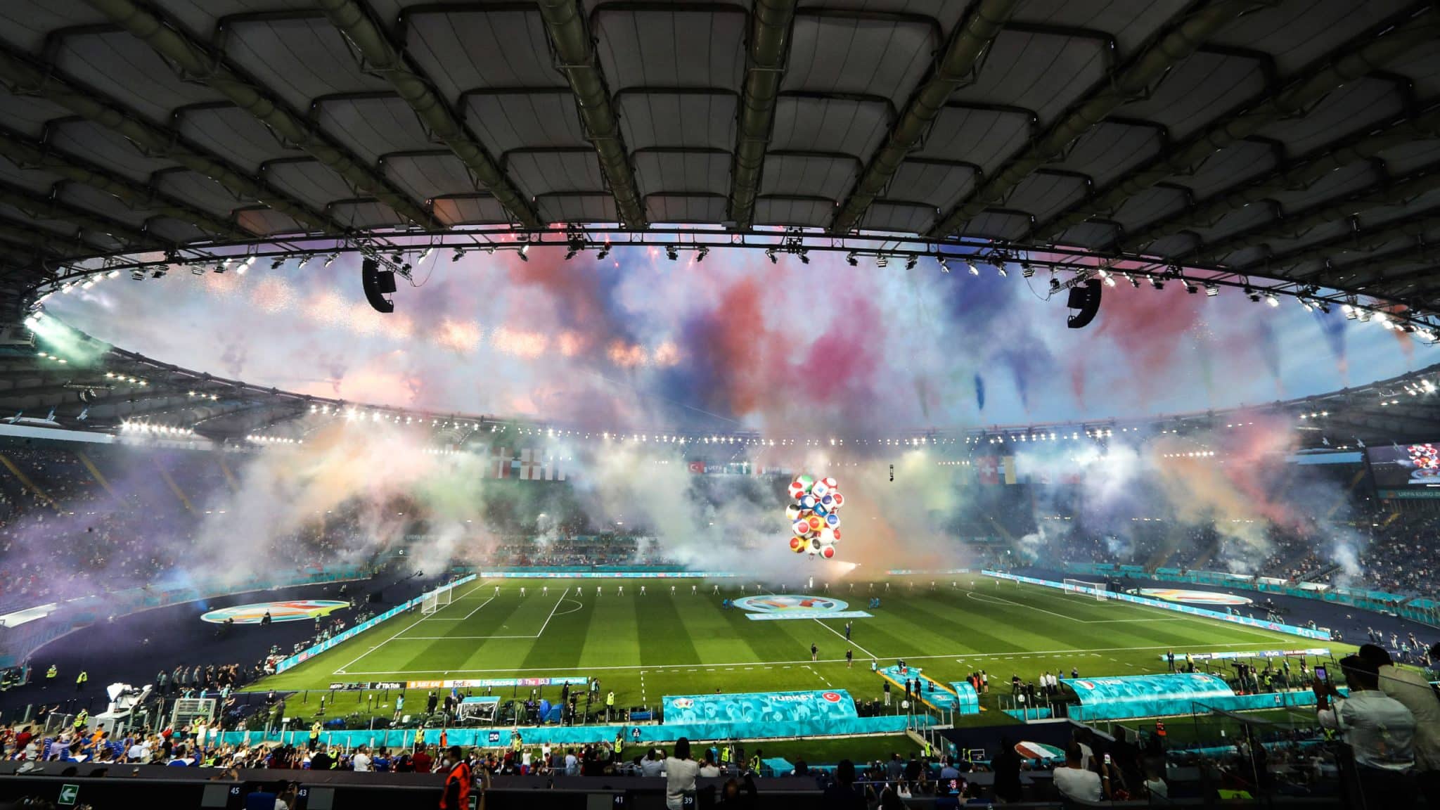 De olho em modernizar seus est&aacute;dios, It&aacute;lia oficializa candidatura para a Euro 2032 com 10 sedes