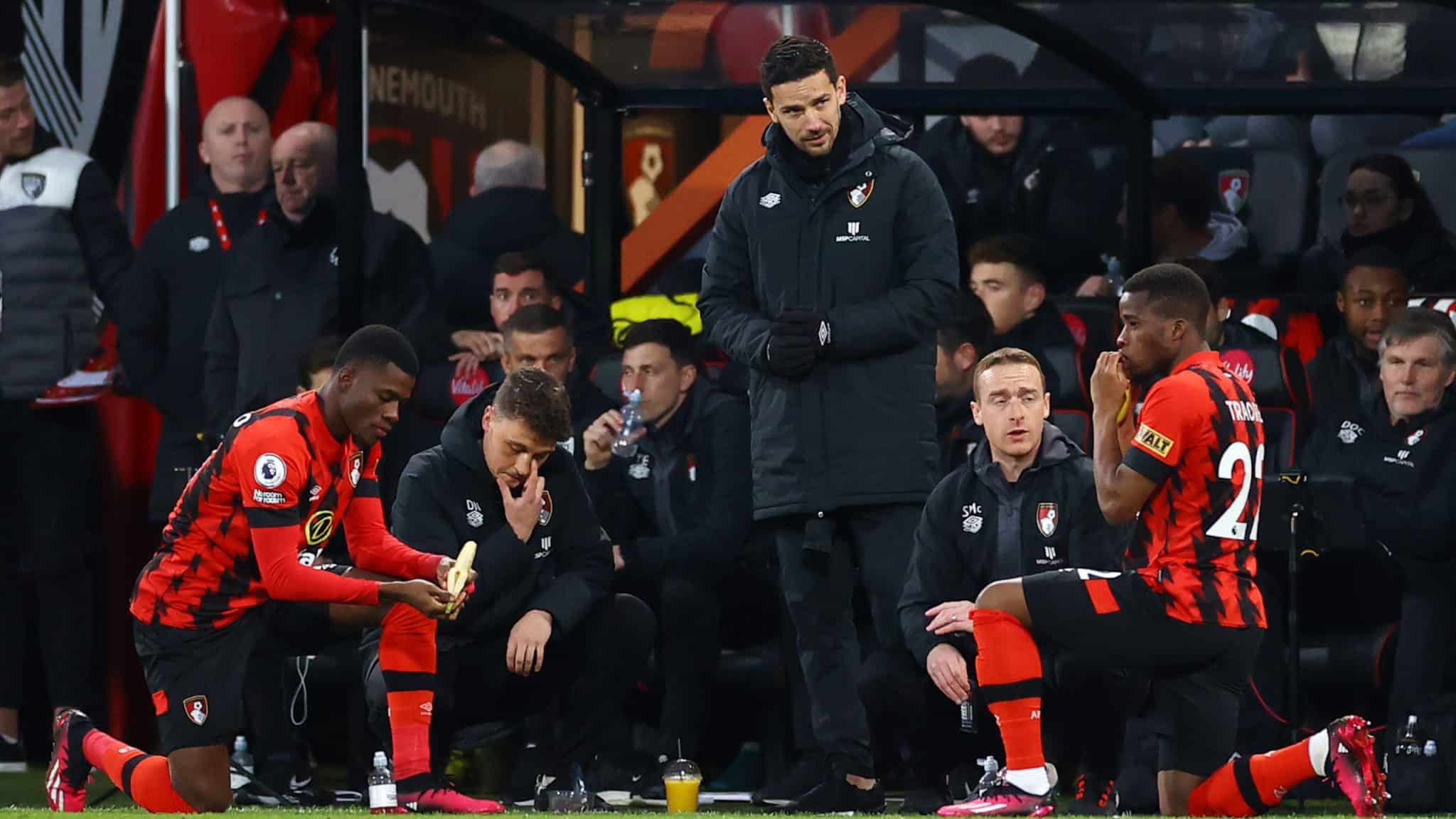 Pausa para mu&ccedil;ulmanos em jejum do Ramad&atilde; &eacute; gola&ccedil;o da Premier League que deveria ser seguido pelo mundo