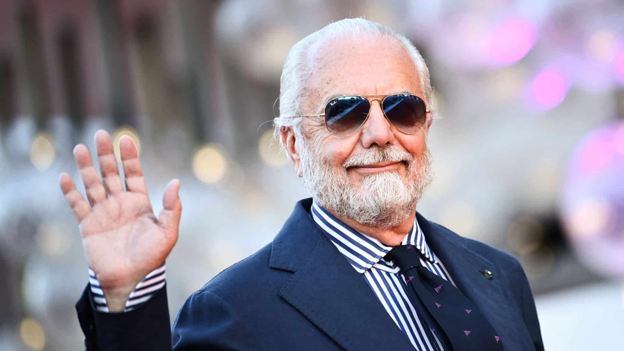 De Laurentiis diz que recusou &euro; 2,5 bilh&otilde;es pelo Napoli: &ldquo;N&atilde;o precisava (do dinheiro)&rdquo;