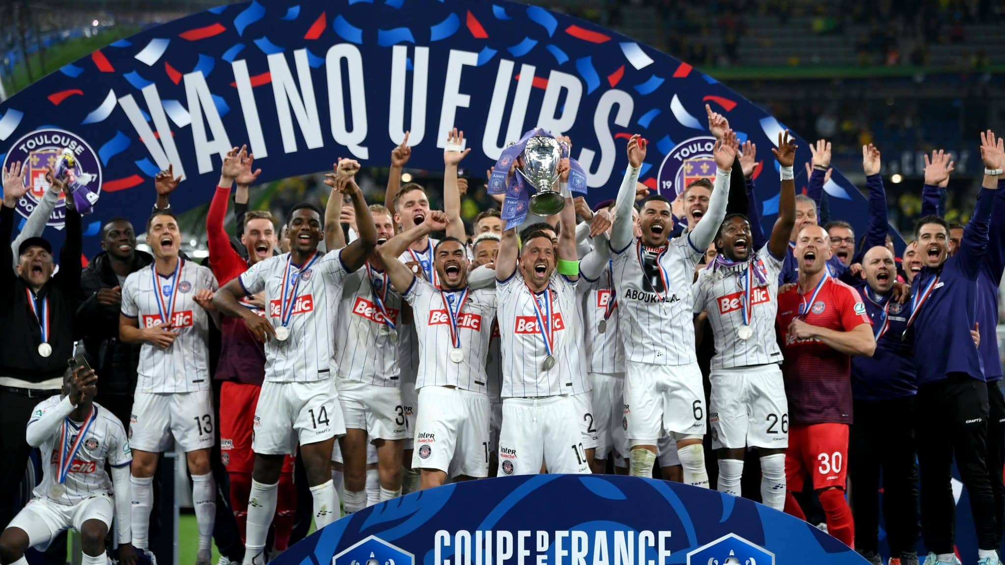 O Toulouse conquistou a primeira Copa da Fran&ccedil;a de sua hist&oacute;ria, e em grande estilo: 5&times;1 sobre o Nantes na final