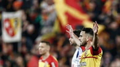 Marseille trope&ccedil;a em Lorient e enxerga Lens se credenciar como concorrente do PSG &ndash; a rodada 30 da Ligue 1