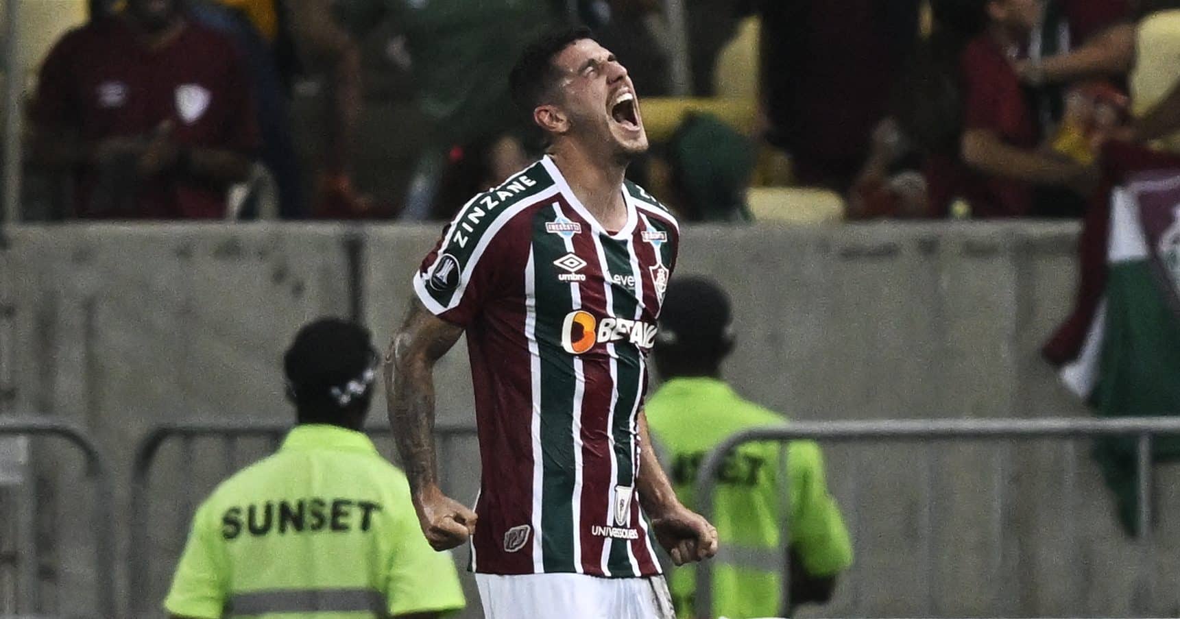 O Fluminense botou o Strongest na roda, mas a vit&oacute;ria saiu magra &ndash; e isso quase custou caro no fim