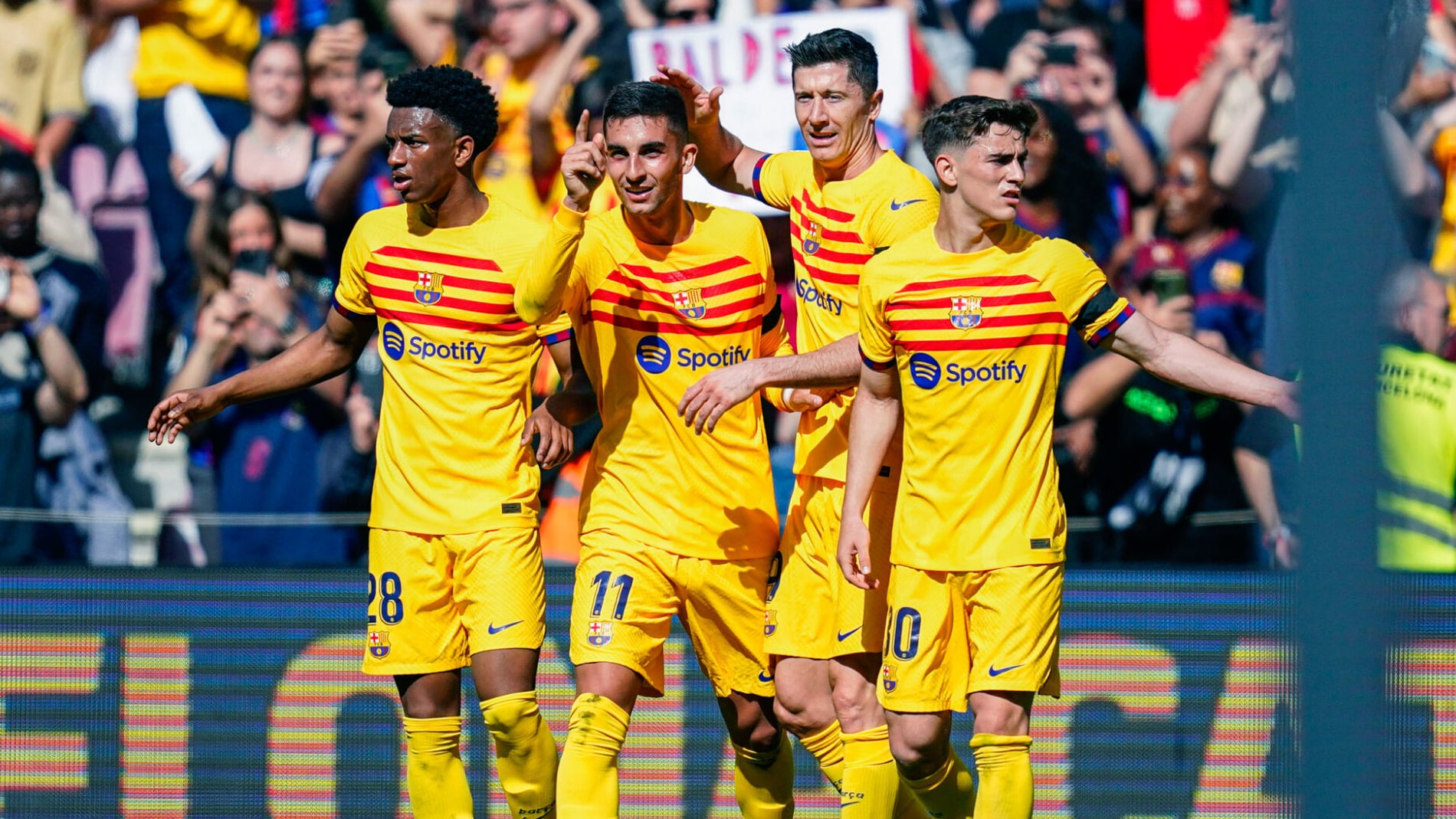 O Atl&eacute;tico at&eacute; tentou, mas n&atilde;o conseguiu superar a defesa do Barcelona e perdeu novamente no Camp Nou