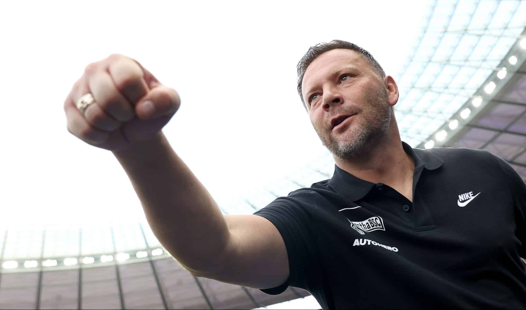 O Hertha demite Sandro Schwarz e recorre novamente a P&aacute;l Dard&aacute;i para tentar a salva&ccedil;&atilde;o