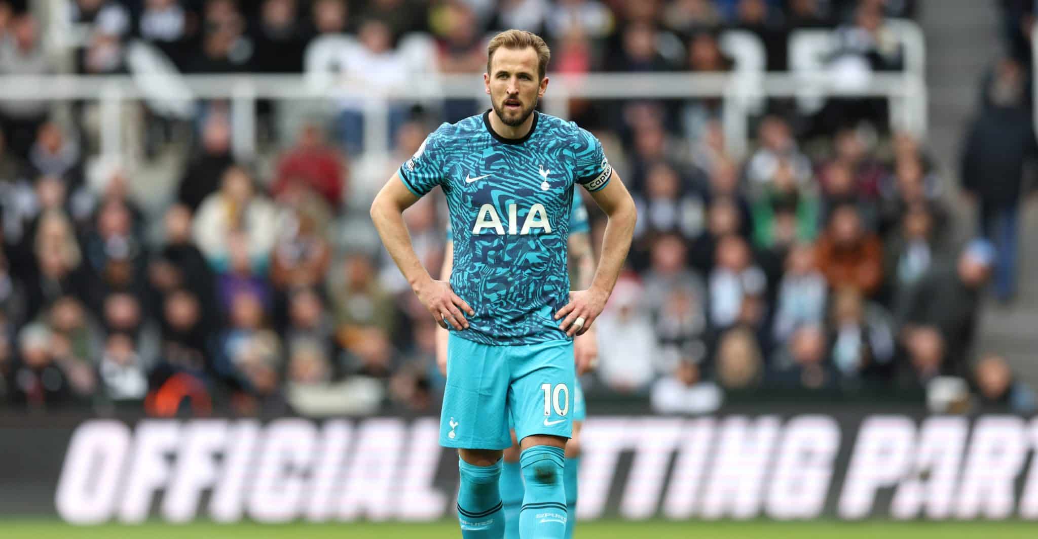 Jogadores do Tottenham v&atilde;o reembolsar os torcedores presentes nos 6&times;1 em St. James&rsquo; Park