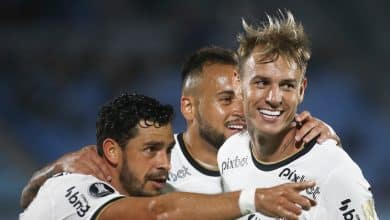 Com F&aacute;gner gar&ccedil;om e R&oacute;ger Guedes artilheiro, Corinthians abre grupo com vit&oacute;ria tranquila no Uruguai