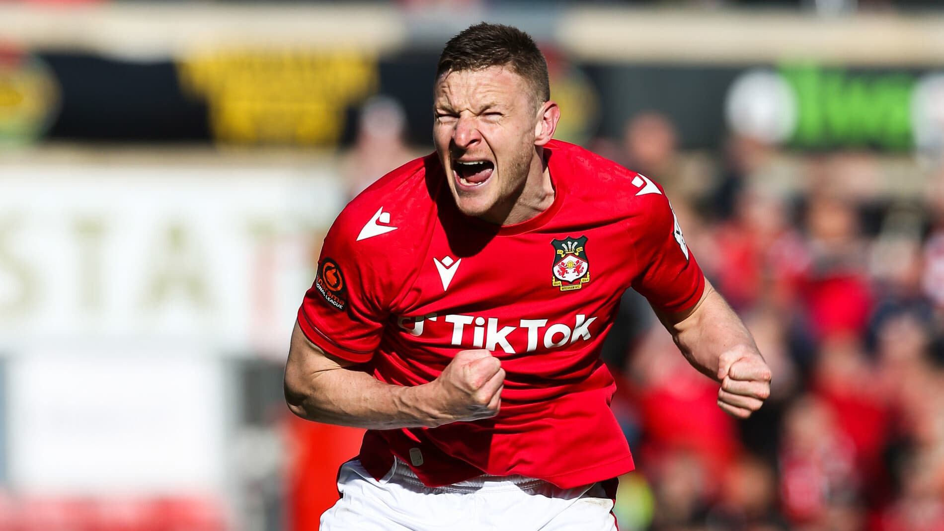 P&otilde;e no document&aacute;rio: Paul Mullin impulsiona o Wrexham &agrave; virada e ao retorno &agrave; Football League ap&oacute;s 15 anos