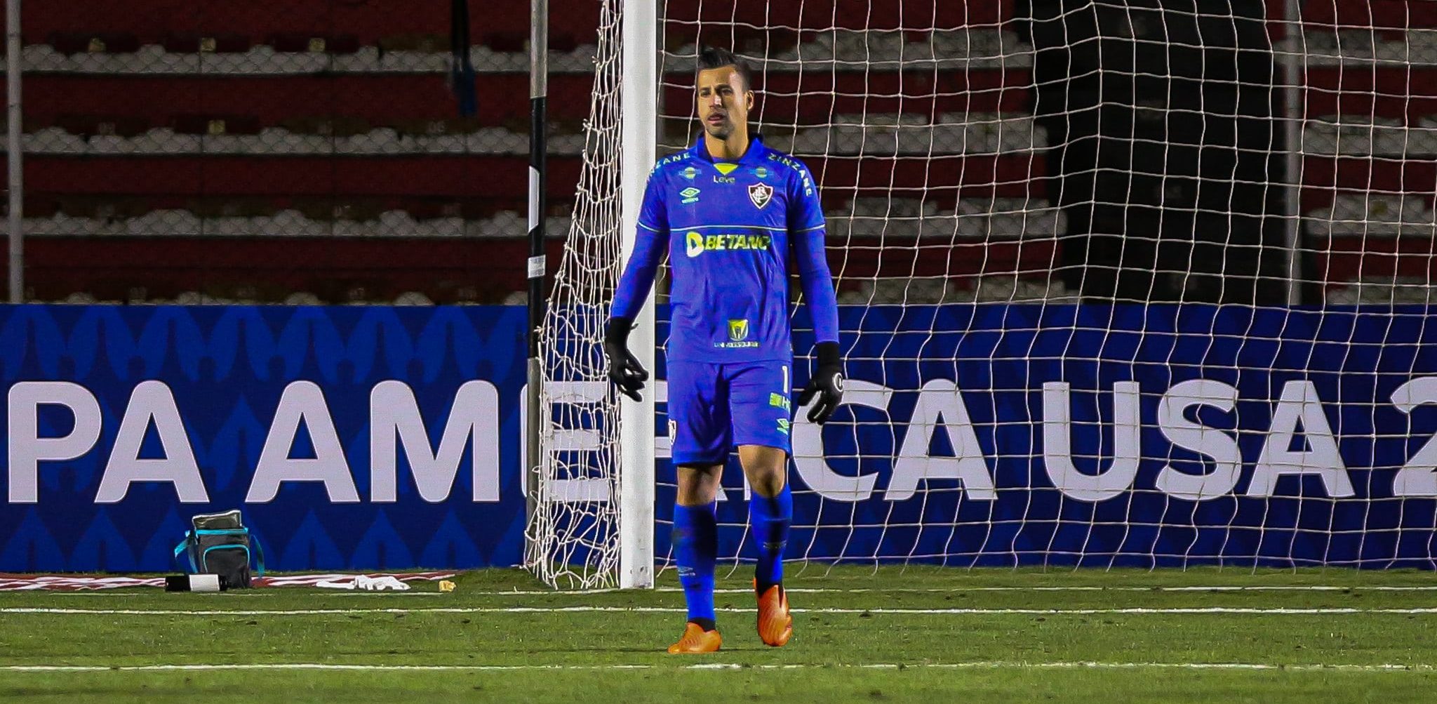 F&aacute;bio teve uma atua&ccedil;&atilde;o absurda em La Paz, mas ainda assim n&atilde;o evitou a derrota do Flu para o Strongest