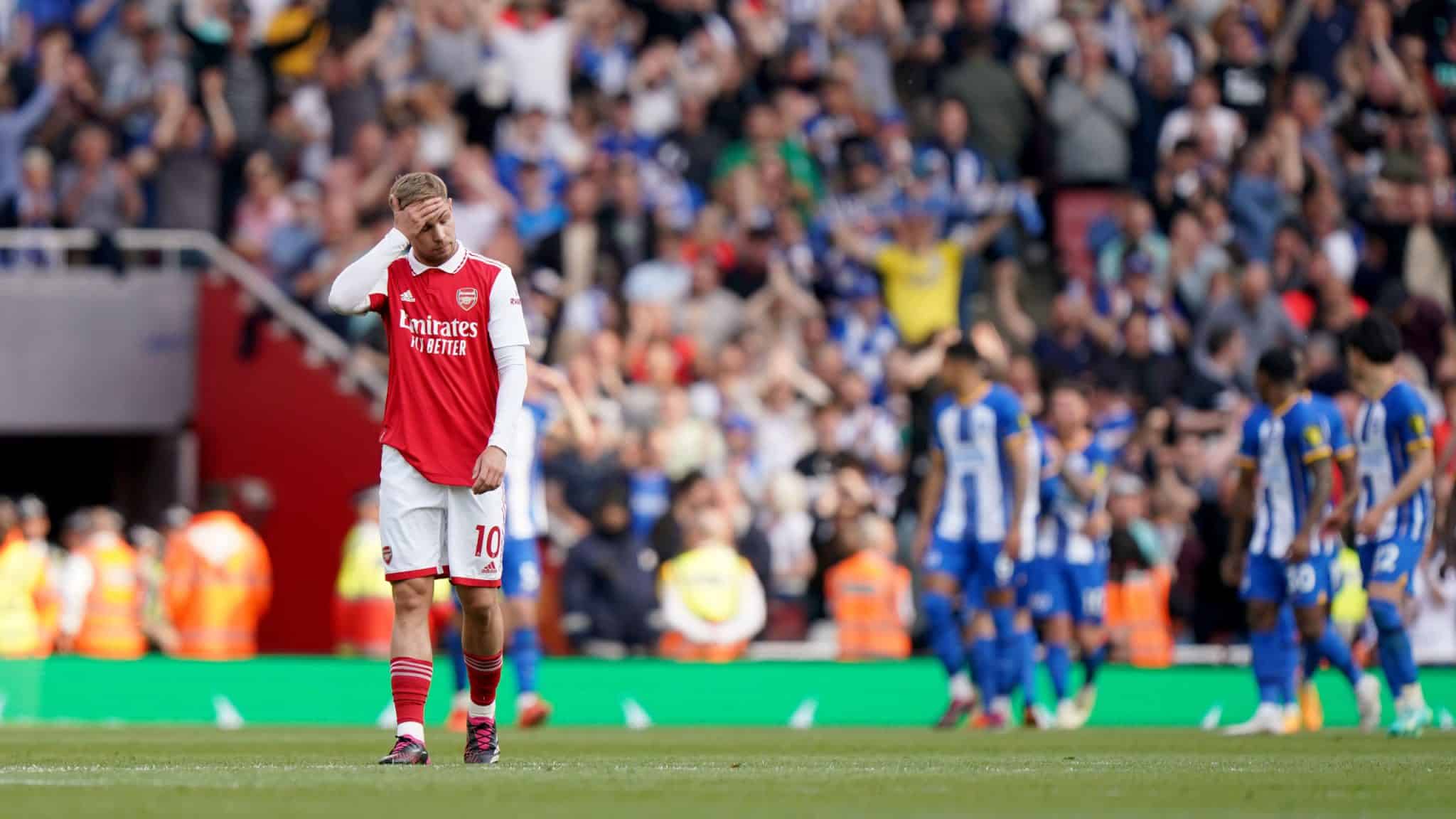 Esta festa virou um enterro: Brighton acaba com chances de t&iacute;tulo do Arsenal ao vencer no Emirates