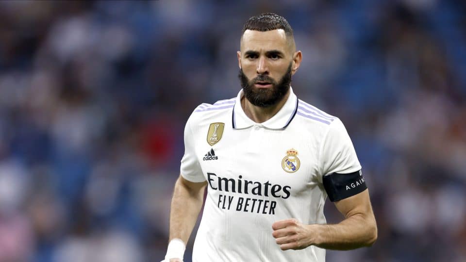 Proposta indecorosa da Arábia Saudita deixa Benzema tentado a deixar o Real Madrid