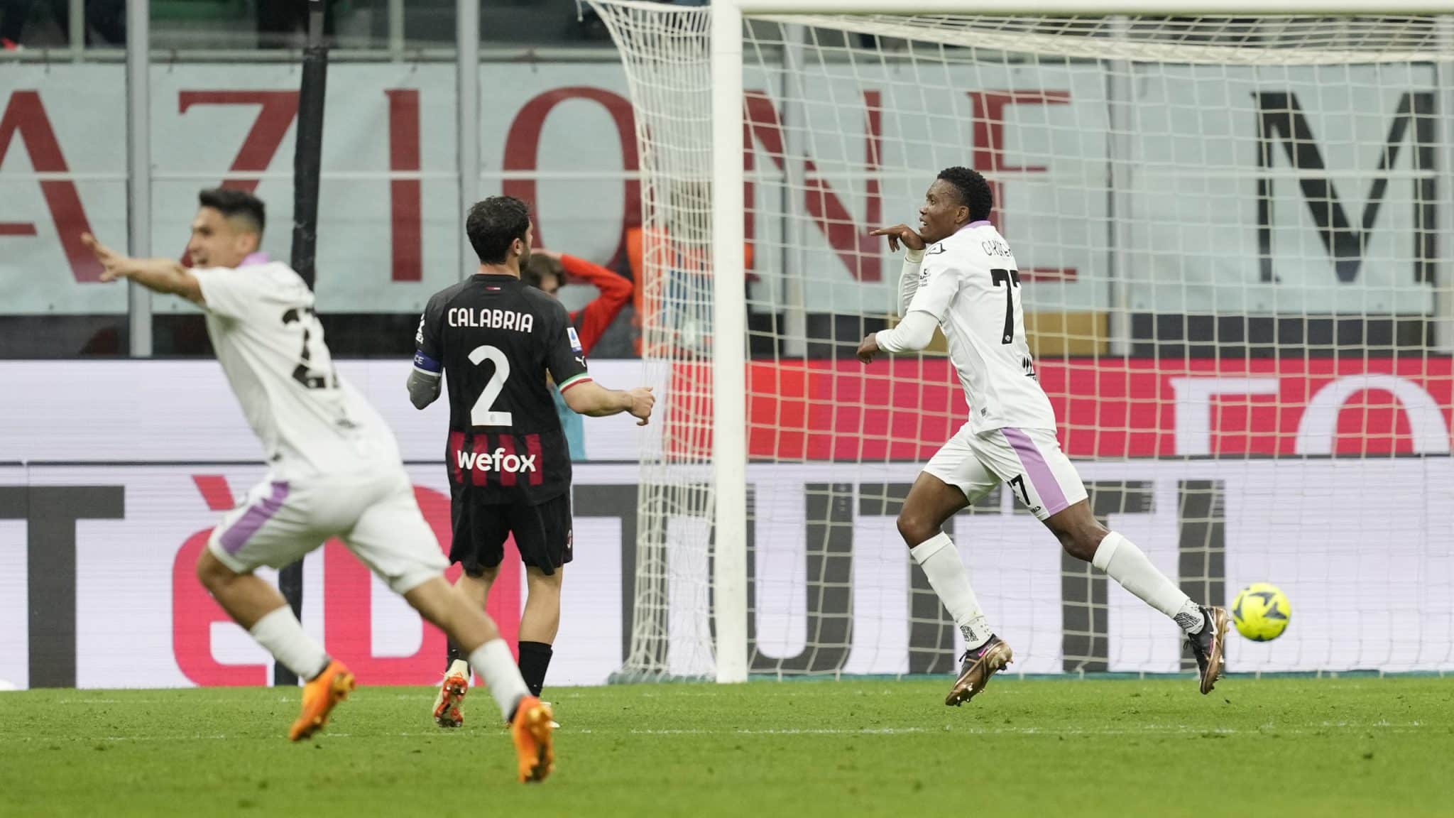 Milan e Roma desperdi&ccedil;am pontos em empates e ficam fora da zona de classifica&ccedil;&atilde;o &agrave; Champions