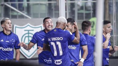L&iacute;der, Cruzeiro de Pepa mostra solidez e supera o Santos em jogo franco no Independ&ecirc;ncia