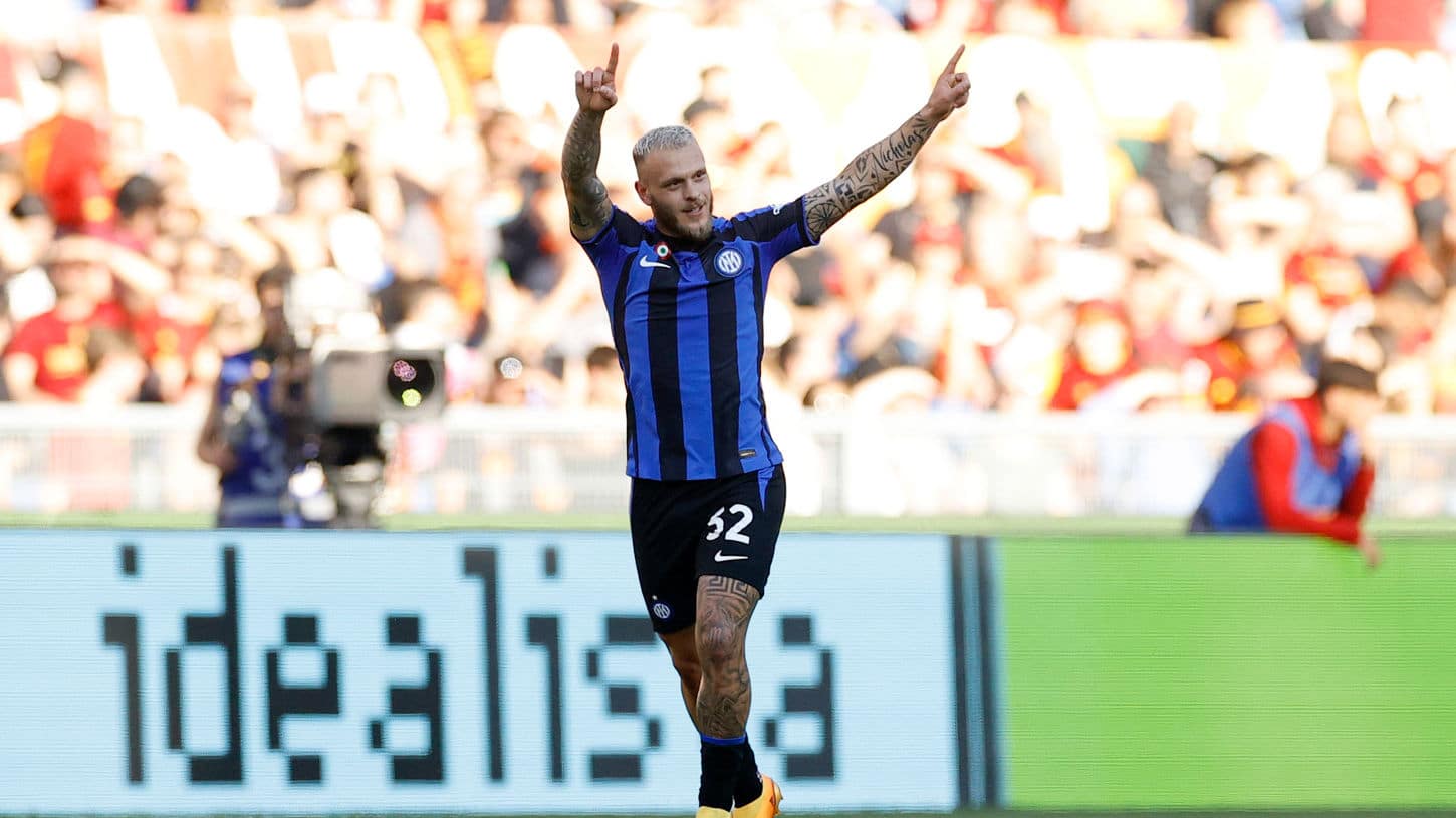 Dimarco: &ldquo;Estava em San Siro em 2003. Pensar que hoje tenho a oportunidade de jogar &eacute; um sentimento incr&iacute;vel&rdquo;