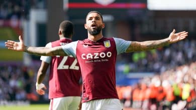 Um Tottenham sem rumo perde do Aston Villa com um gol de falta de Douglas Luiz