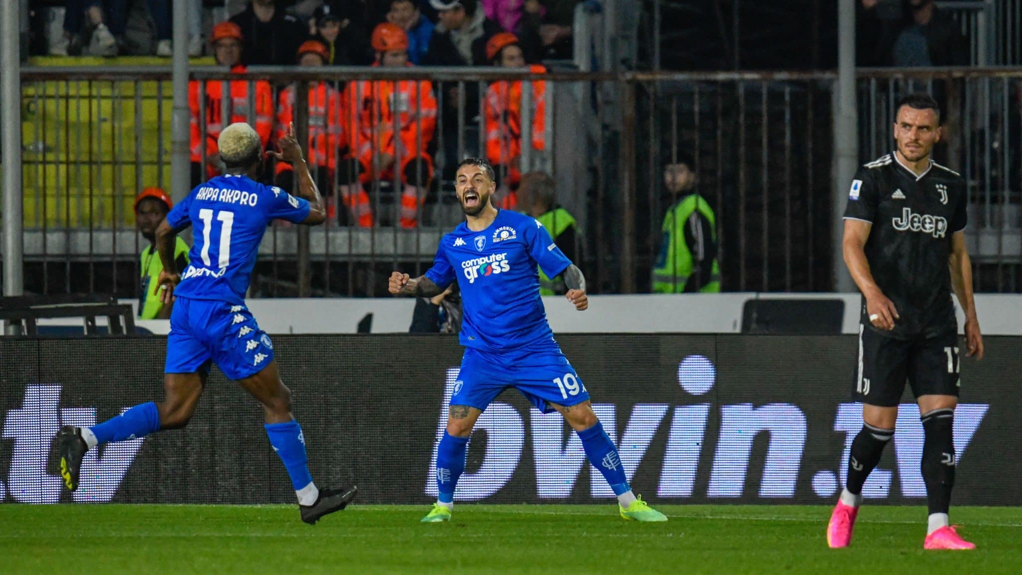 Empoli goleia e d&aacute; uma pedrada nas pretens&otilde;es da Juventus de ir &agrave; Champions League
