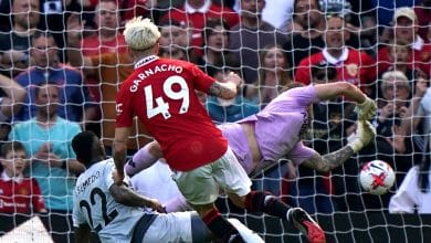 Manchester United se recupera e vence o Wolves para seguir firme na disputa por vaga na Champions