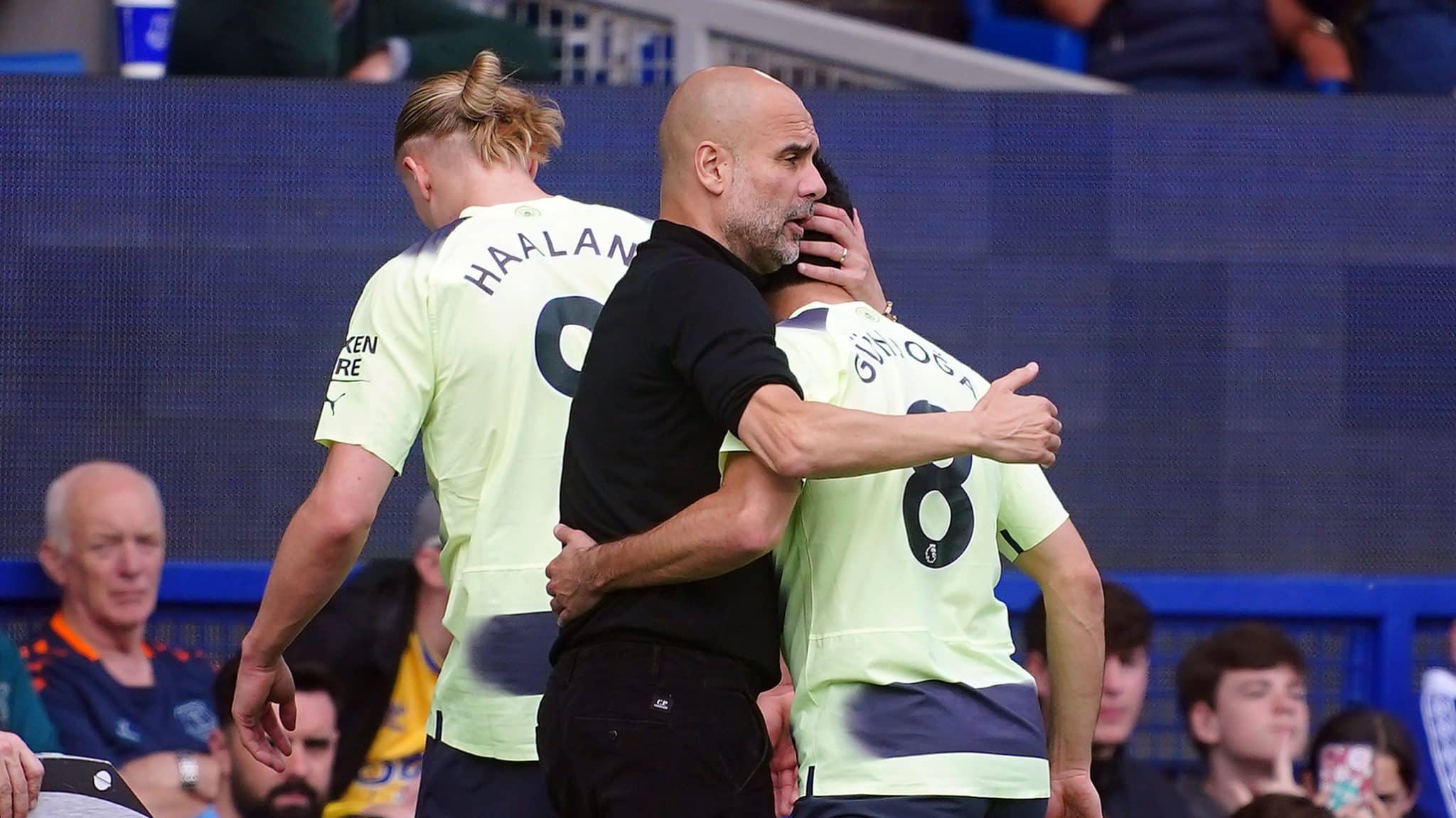 Guardiola exalta o l&iacute;der silencioso G&uuml;ndogan: &ldquo;Ele n&atilde;o fala muito, mas quando ele fala, todo mundo ouve&rdquo;