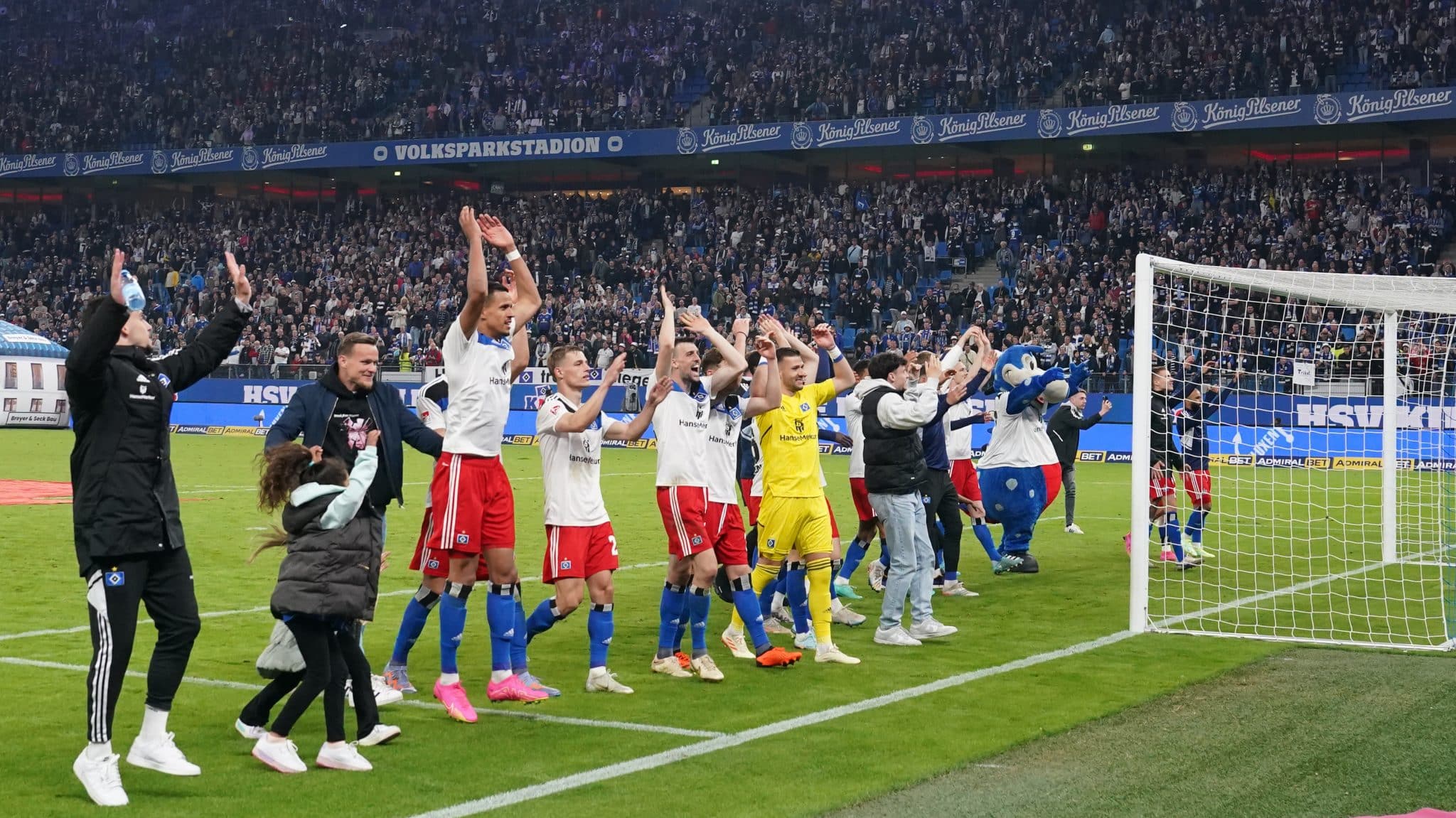 O Hamburgo chega &agrave; rodada final com chances de acesso direto e se garante ao menos nos playoffs